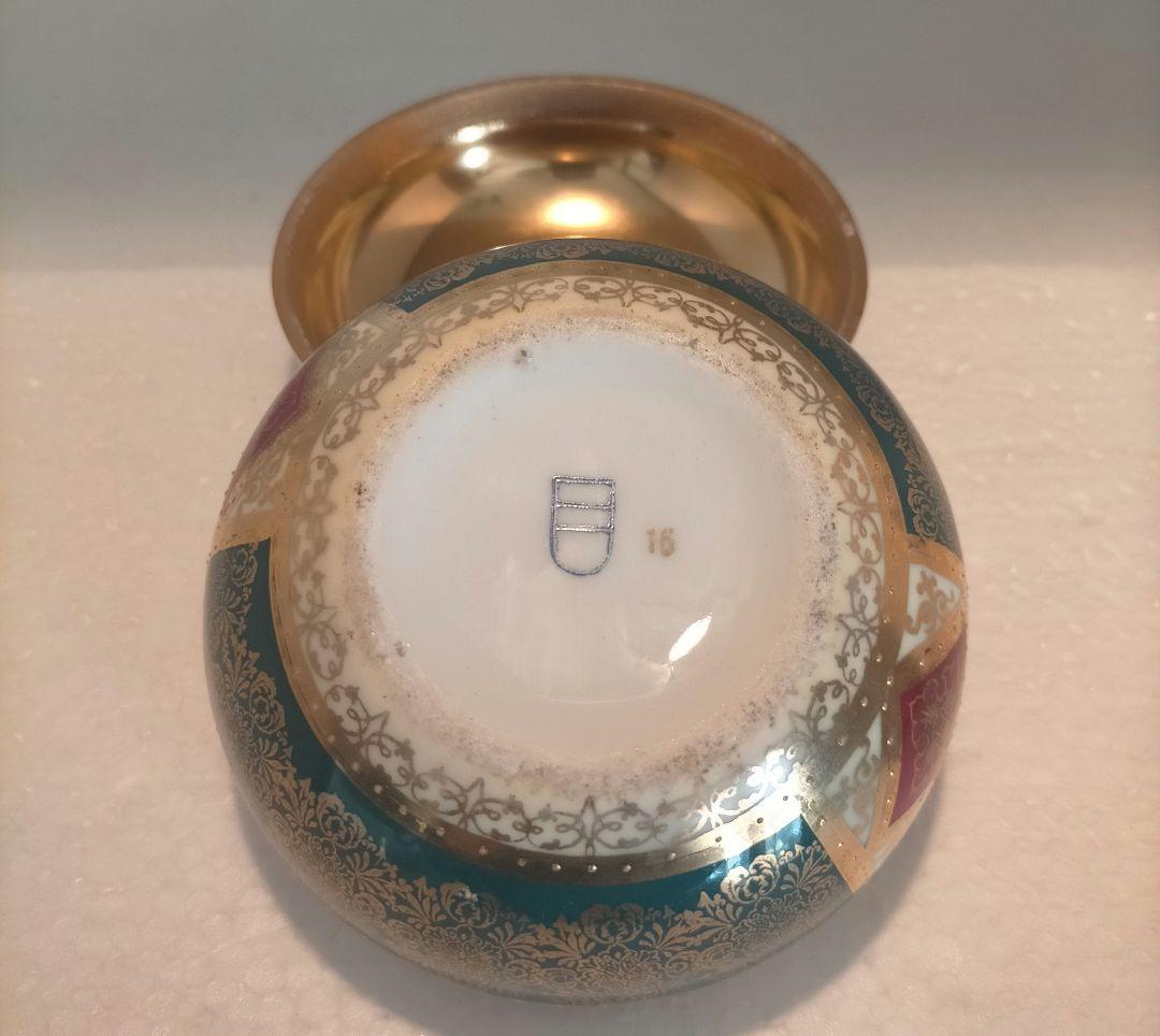 ロイヤルヴィエナスタイル　モリッツズデカウアー製　カップなど15点、小物入れ