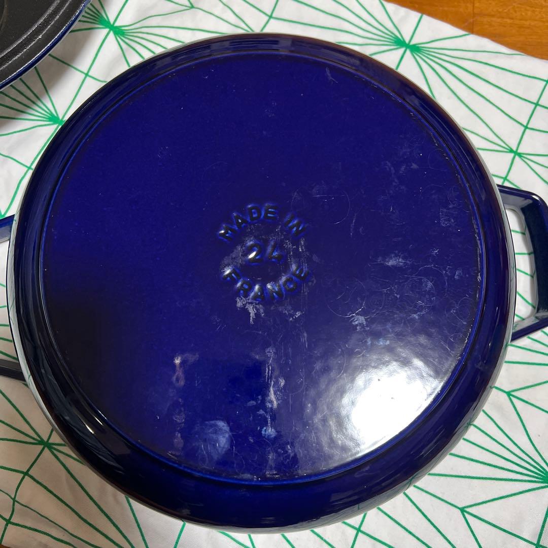 値下げしました1/19 STAUB ブレイザー グランブルー 24cm ストウブ