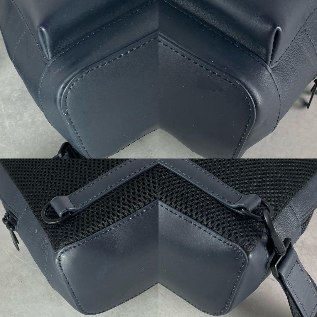 ポールスミス　ボディバッグ　近年　ネイビー　マルチストライプ