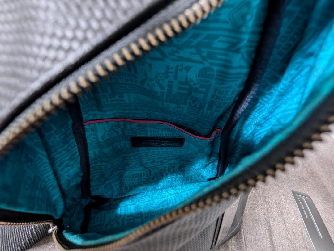 初音ミク モデル ショルダーバッグ ココラボ