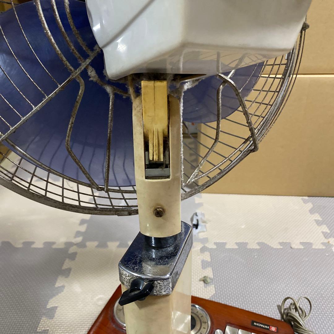 引取歓迎　HITACHI 日立 H-727 昭和レトロ 扇風機 現状品