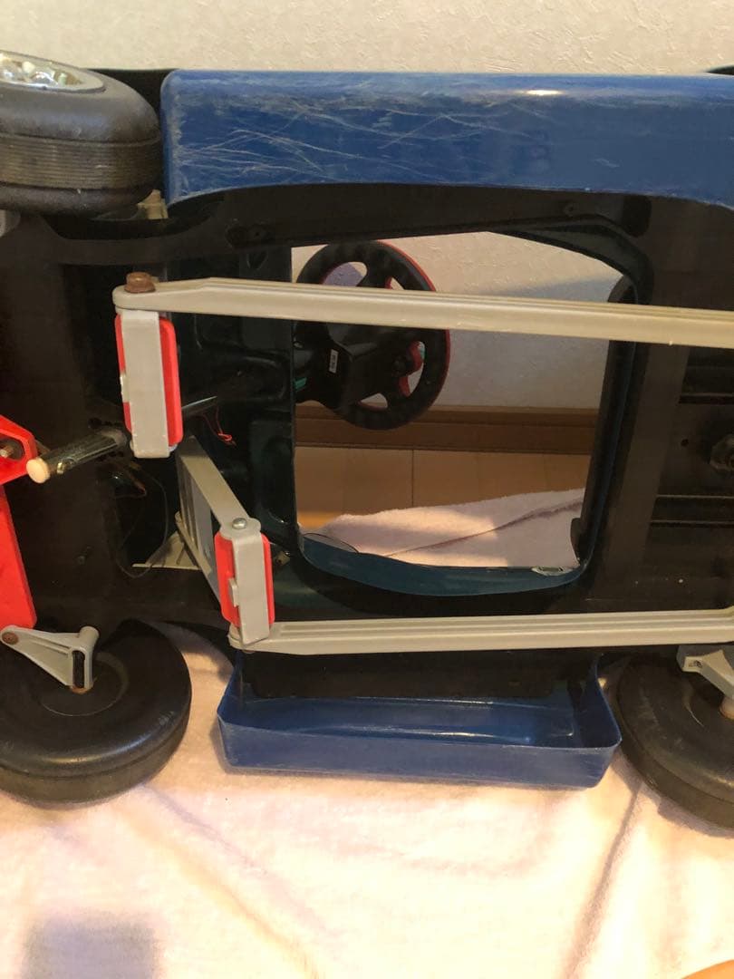 子供用足こぎペダル車NISSAN SKYLINE GT-R CALSONIC