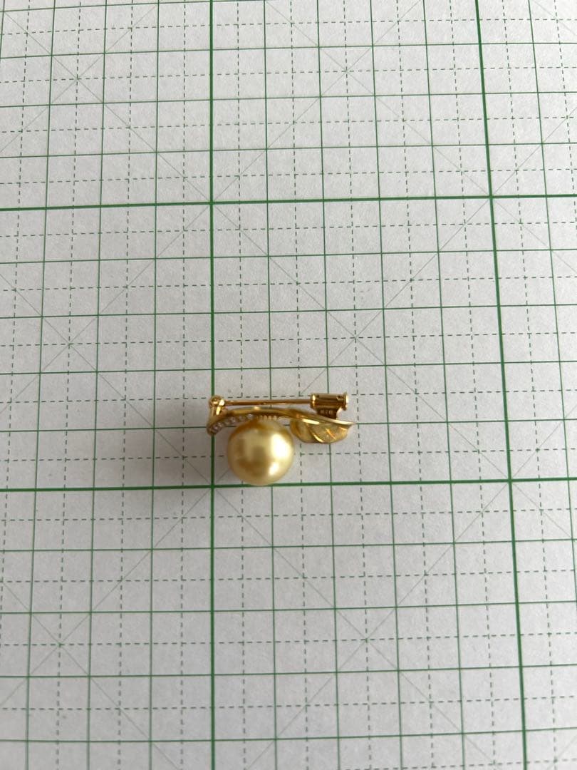 南洋真珠　ブローチ　K18 ダイヤモンド　ゴールド