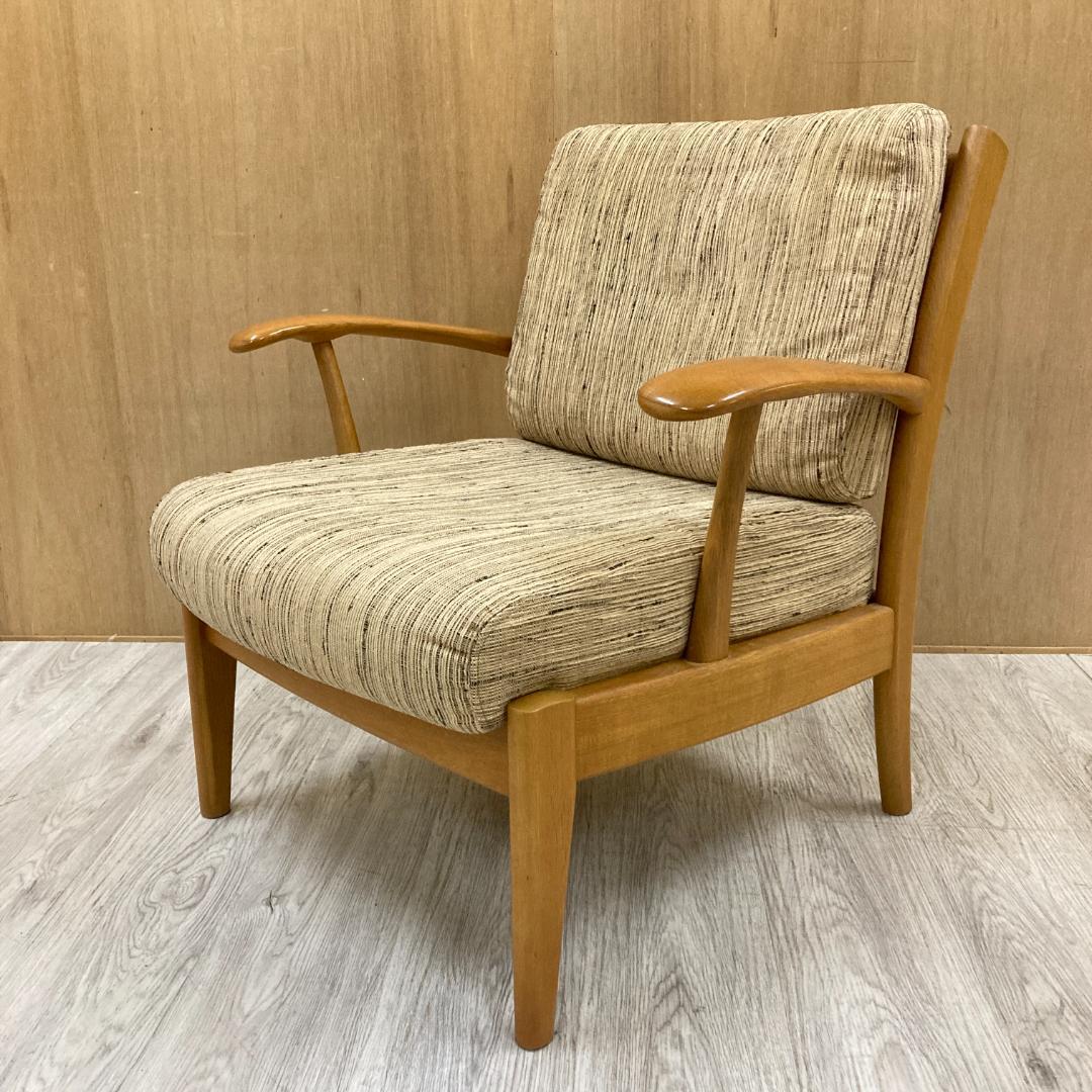 【飛騨産業 】キツツキ クレセント アームチェア 1人掛けソファ シングル　A