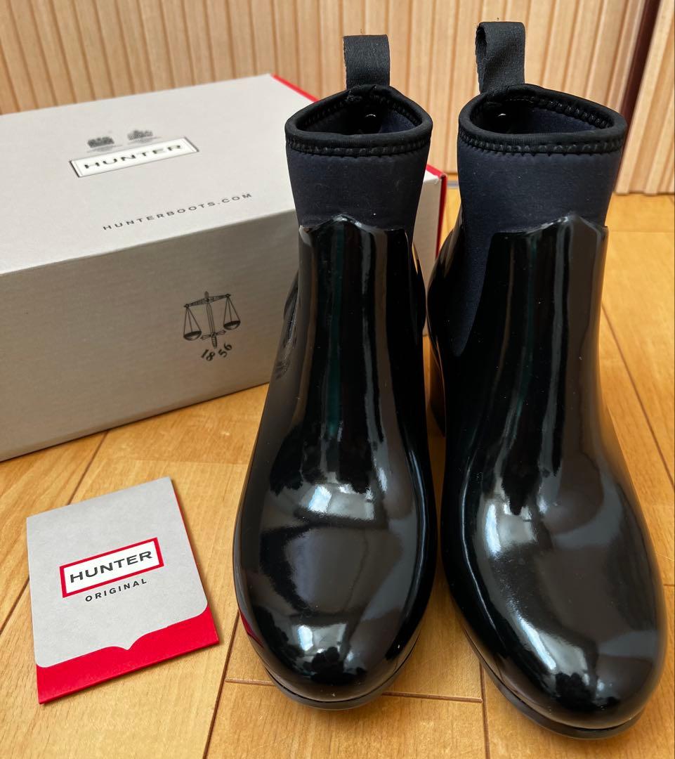 HUNTER レディースリファインドグロスミッドブーツ・ブラック　箱付