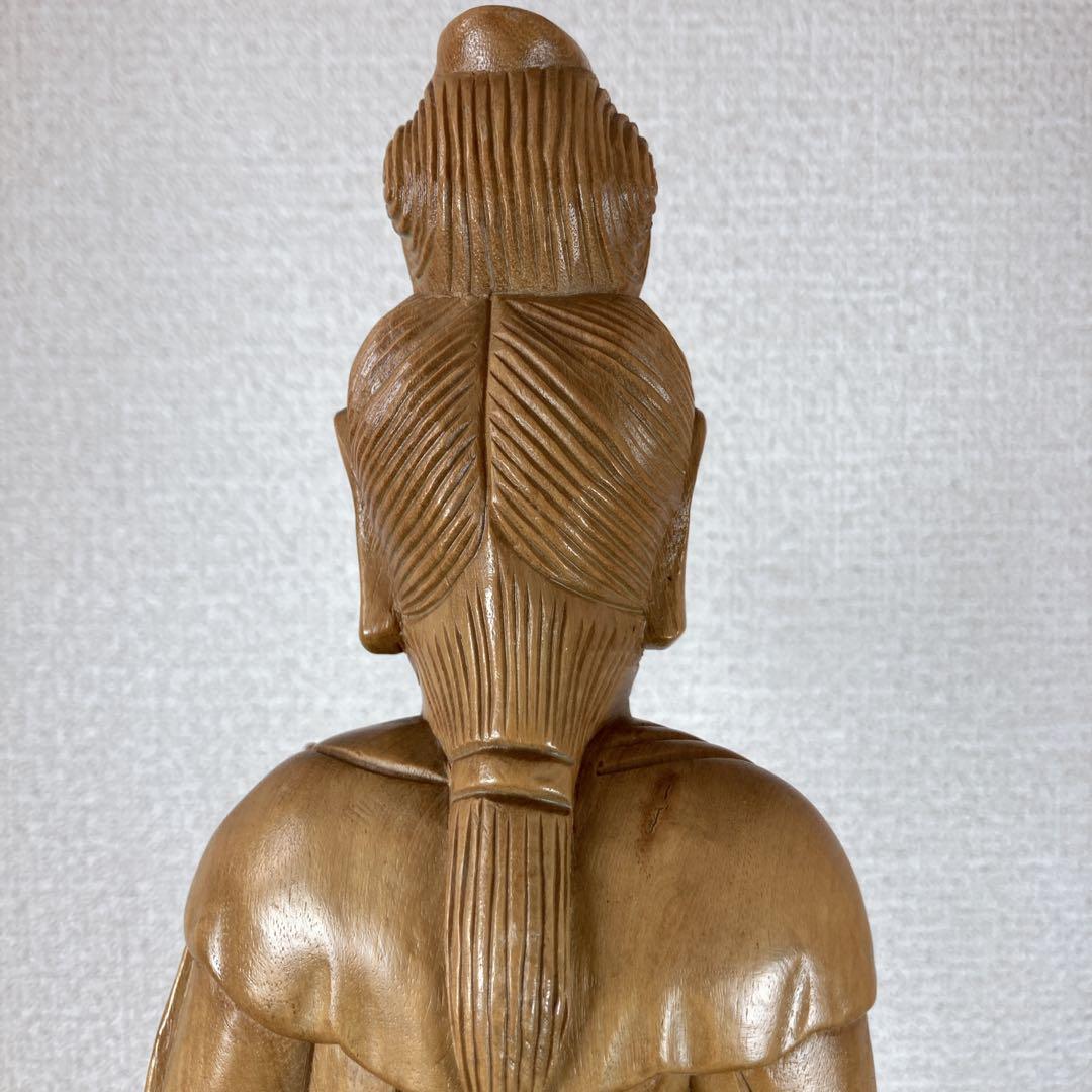 聖観音菩薩立像　一木造　高さ40ｃｍ　菩薩像　木彫り　彫刻　在銘　秀竹刀　柘植