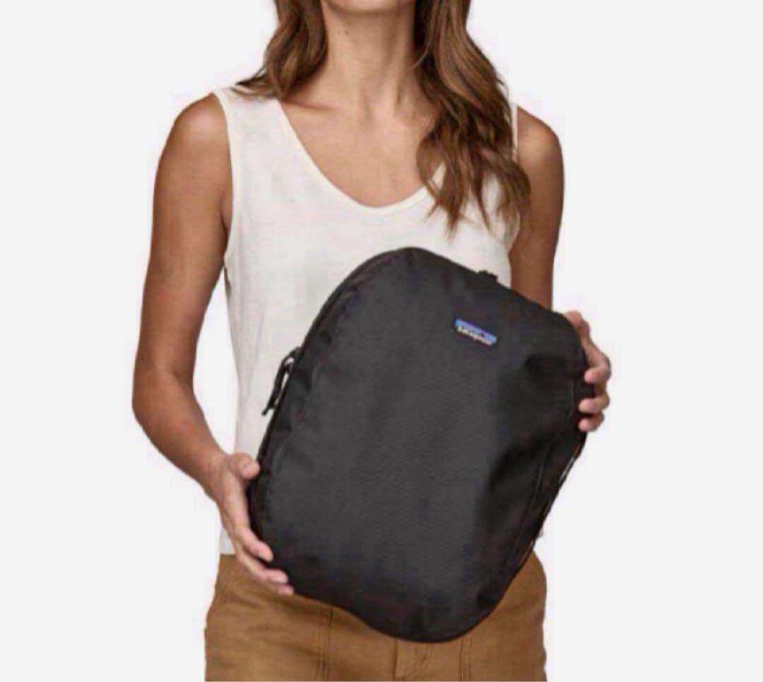 パタゴニア ブラックホール・キューブ 14L 新品
