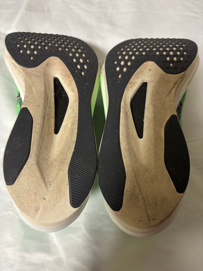 アシックス　マジックスピード5 27センチ