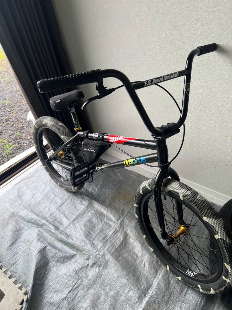 F.C. Real Bristol BMX 自転車本体