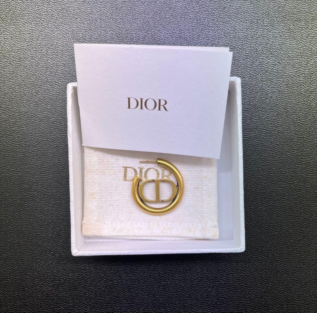 Dior モンテーニュピアス　片方　（キャッチなし）