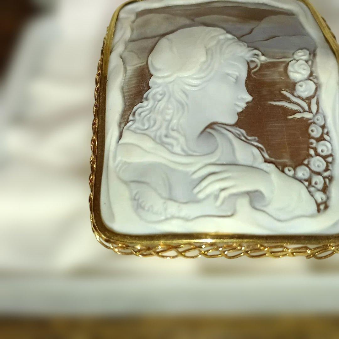 K18 カメオ ブローチ 作家ガロファロ　女性の横顔と花