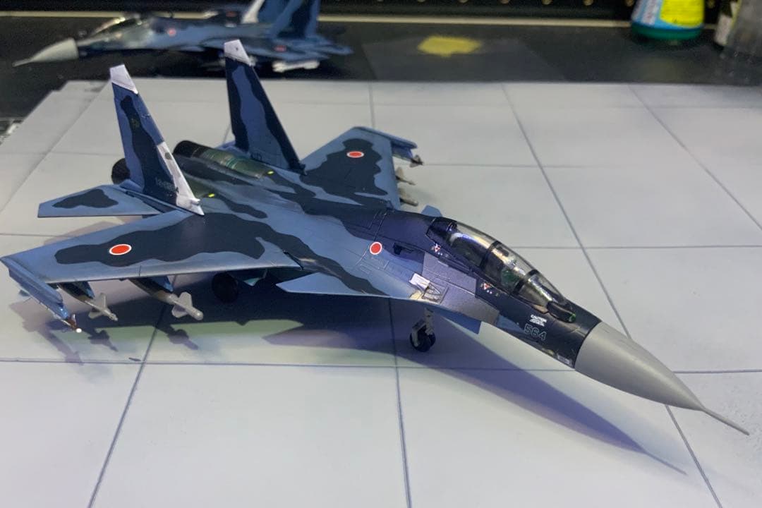 1/144スケールSU 30航空自衛隊爆撃装備564号機