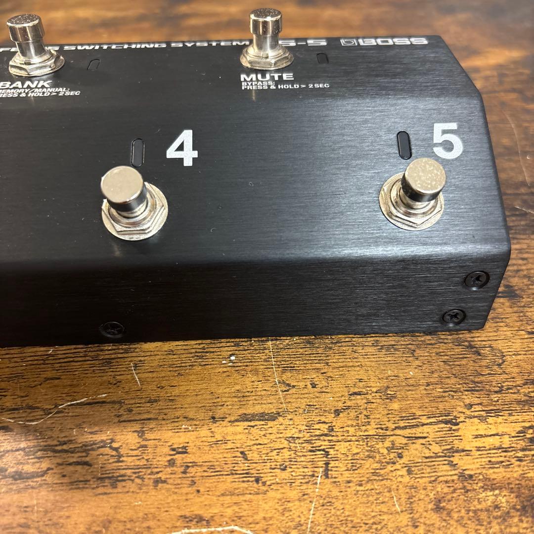 BOSS ES-5 スイッチャー