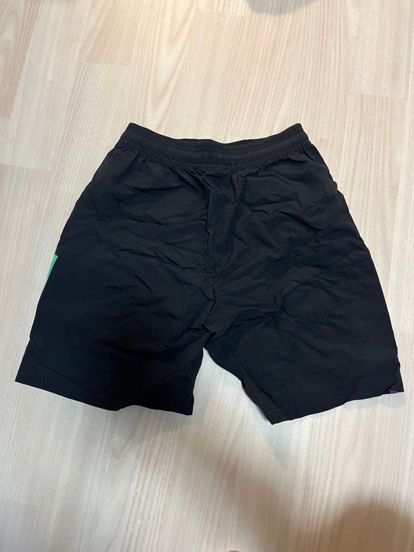 バイエルン　アディダス　ショートパンツ