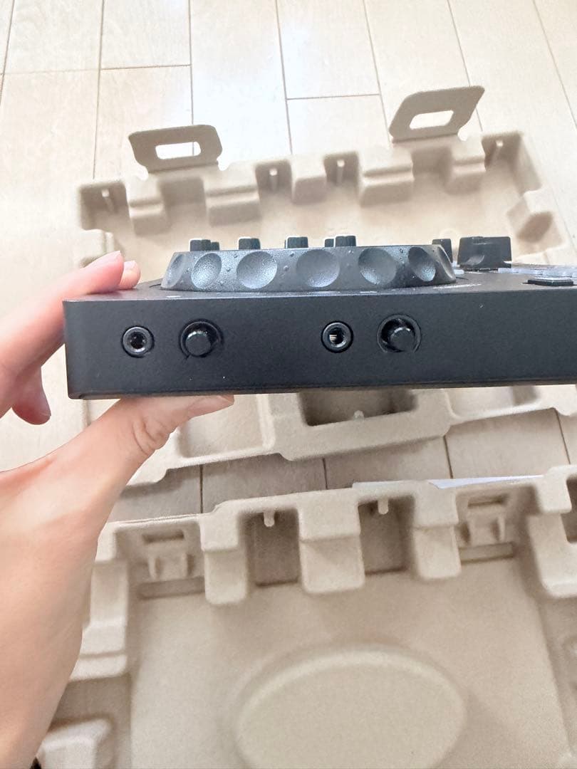 AlphaTheta DDJ-FLX2 DJコントローラー