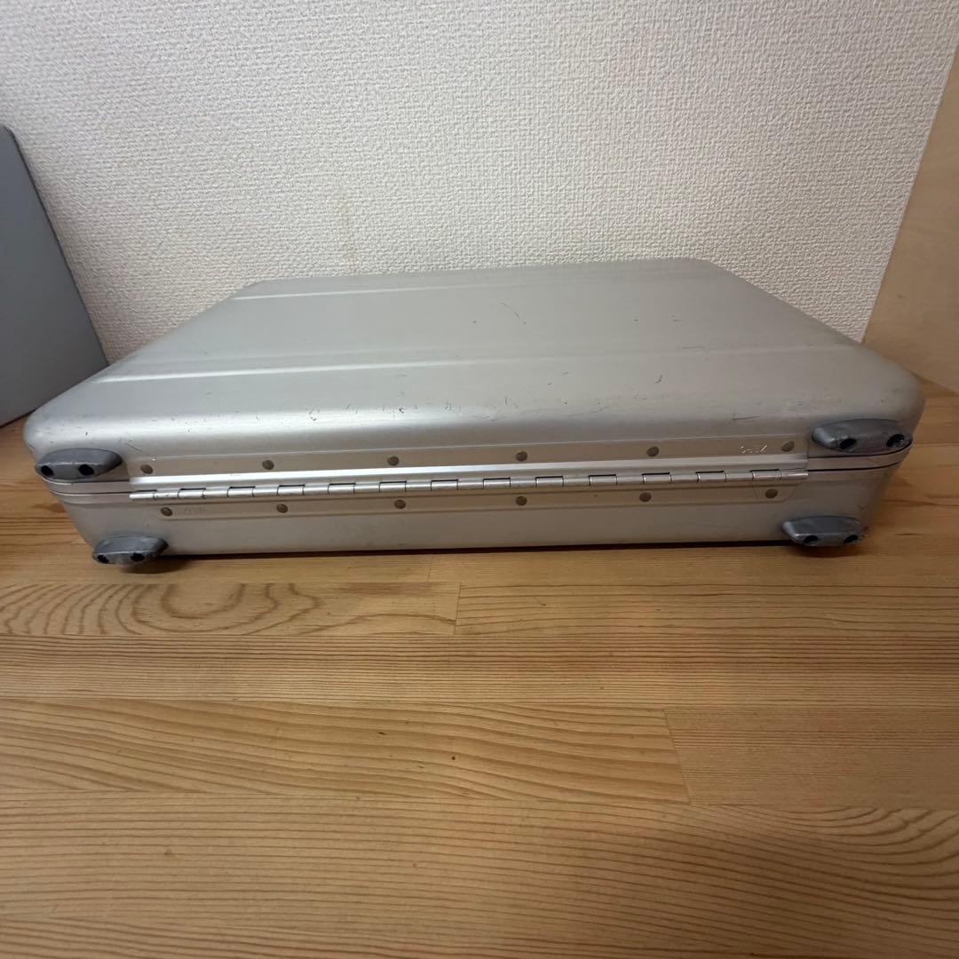ゼロハリバートン アタッシュケース アルミ
