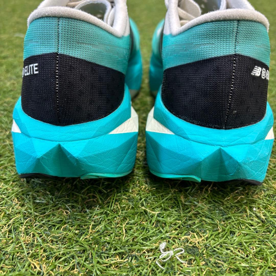 【即日発送】ニューバランス Fuelcell スーパーコンプエリートV4