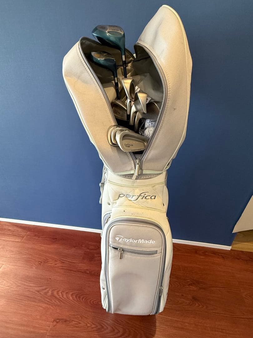 レディース ゴルフクラブセット PRGR＋ダイワ＋テーラーメイド バッグ付