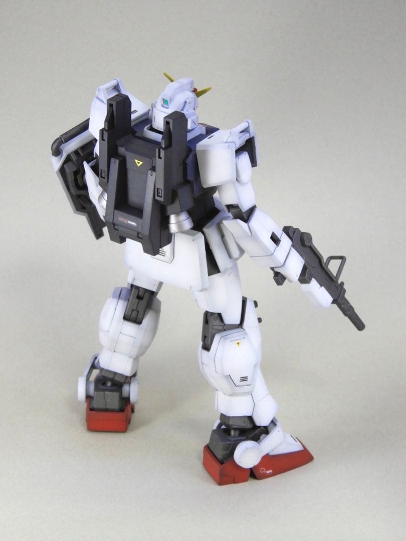 HGUC 陸戦型ガンダム 全塗装 / ガンプラ 完成品