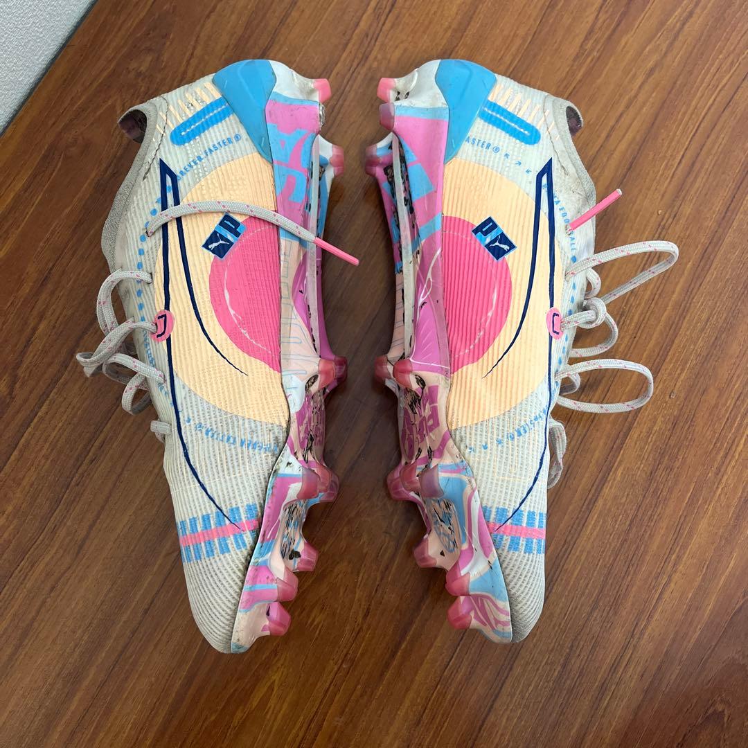 スパイクシューズ プーマウルトラホワイト/ピンク/ブルー27センチ