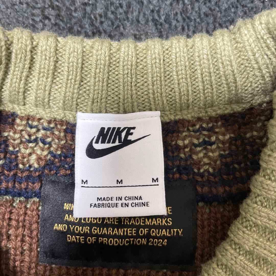 NIKE 柄ニット
