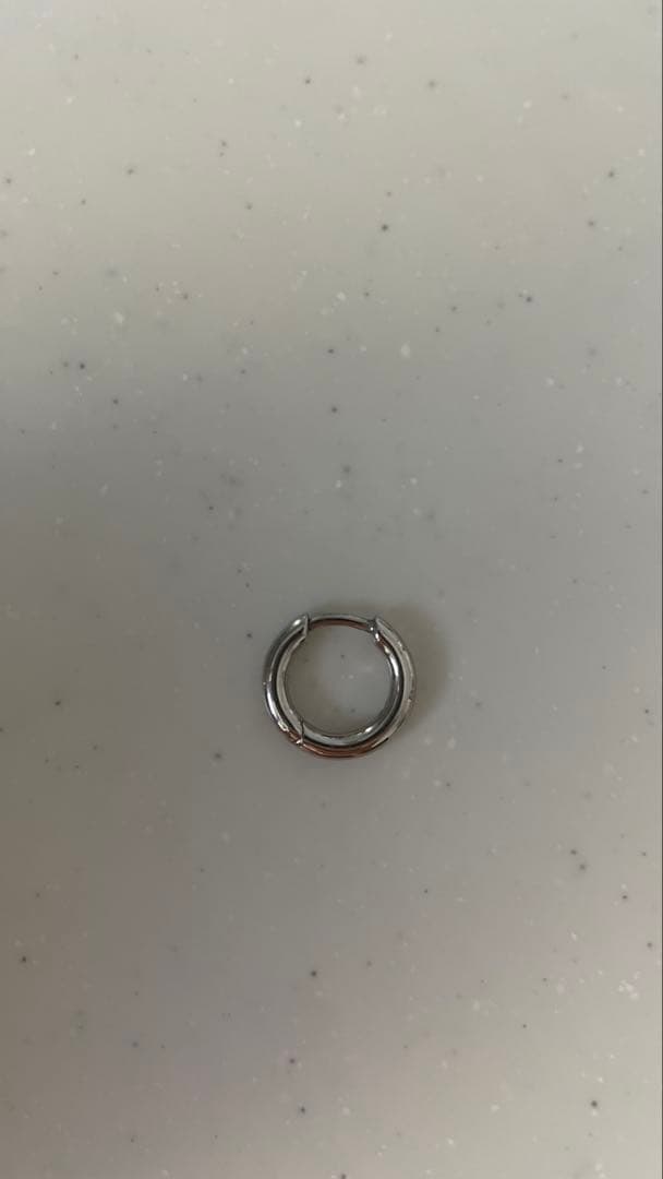 トムウッドピアス