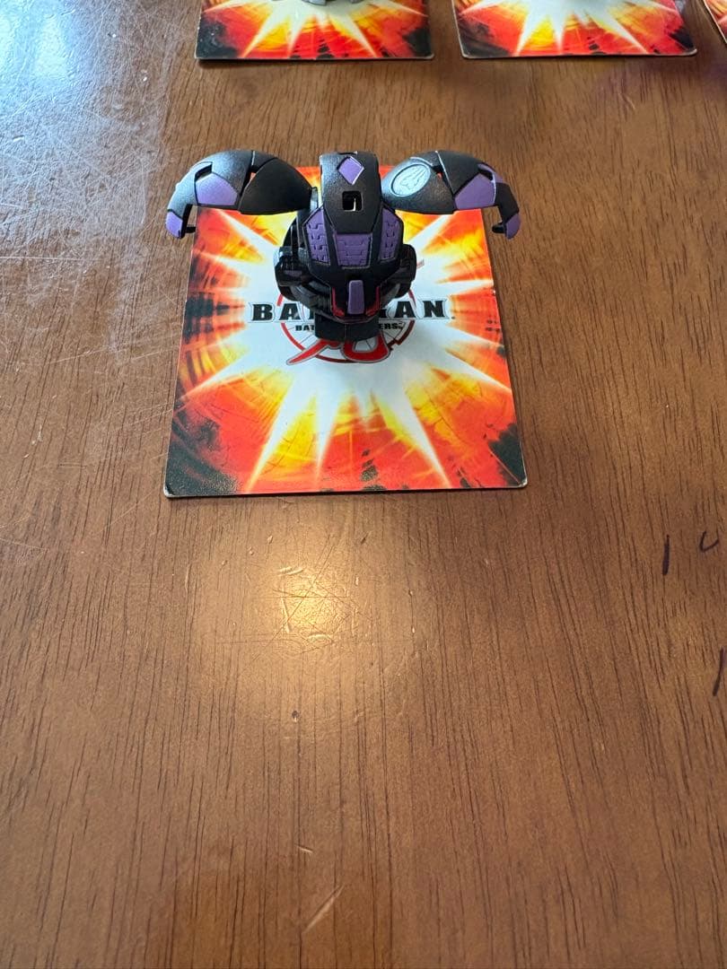 爆丸まとめ売り　ケース付き　ステージ付き　カード付き