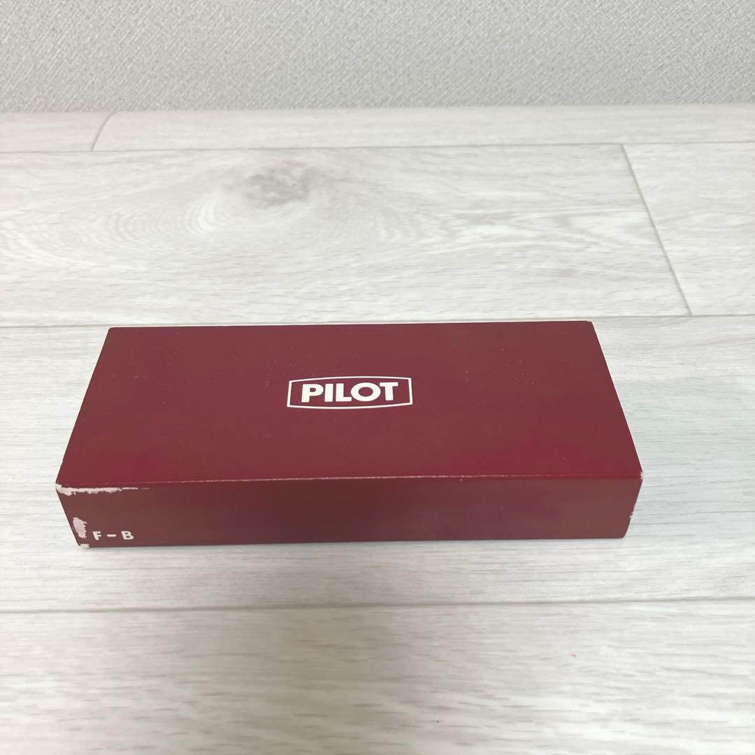 ト*モ様 未使用品　PILOT パイロット 万年筆14k　ボールペンセット