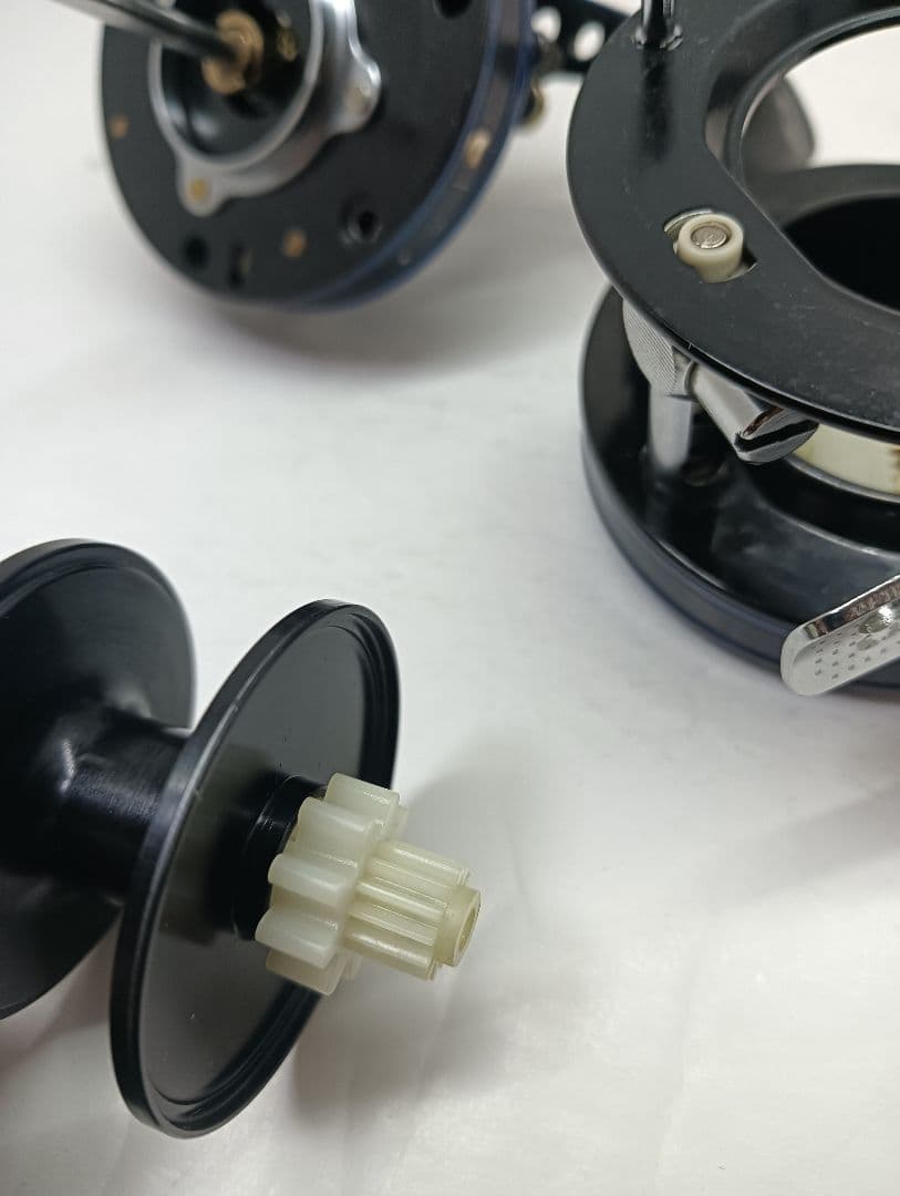 ABU アンバサダー　4601C DDL 今江モデル　左 アブ