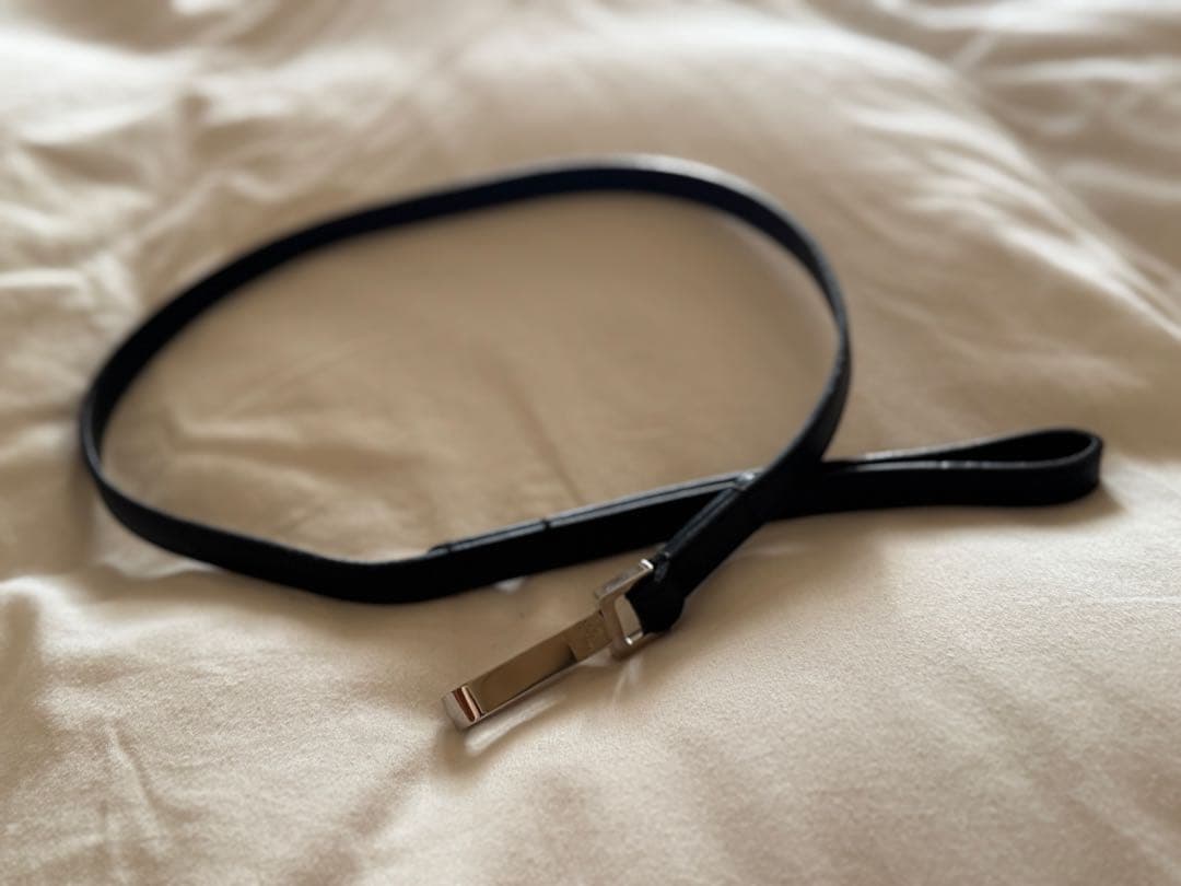 正規品本物 Gucci グッチ 犬用リード 黒 レザー メタル金具付き