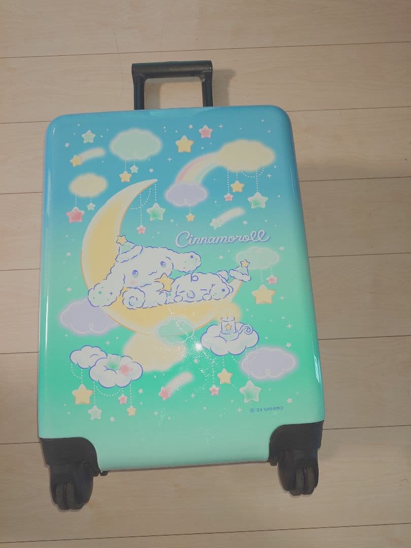 ☆サンリオ　スーツケース　☆