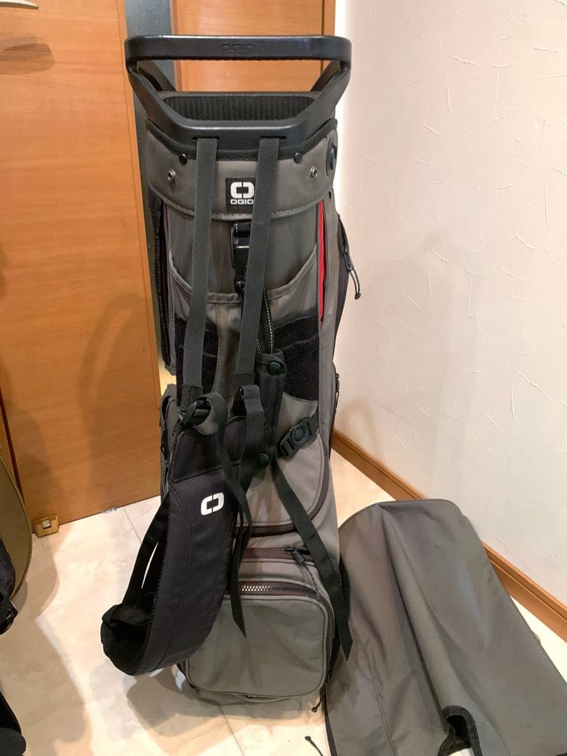 オジオ　スタンド　キャディバッグ　アルファ　コンボイ　OGIO