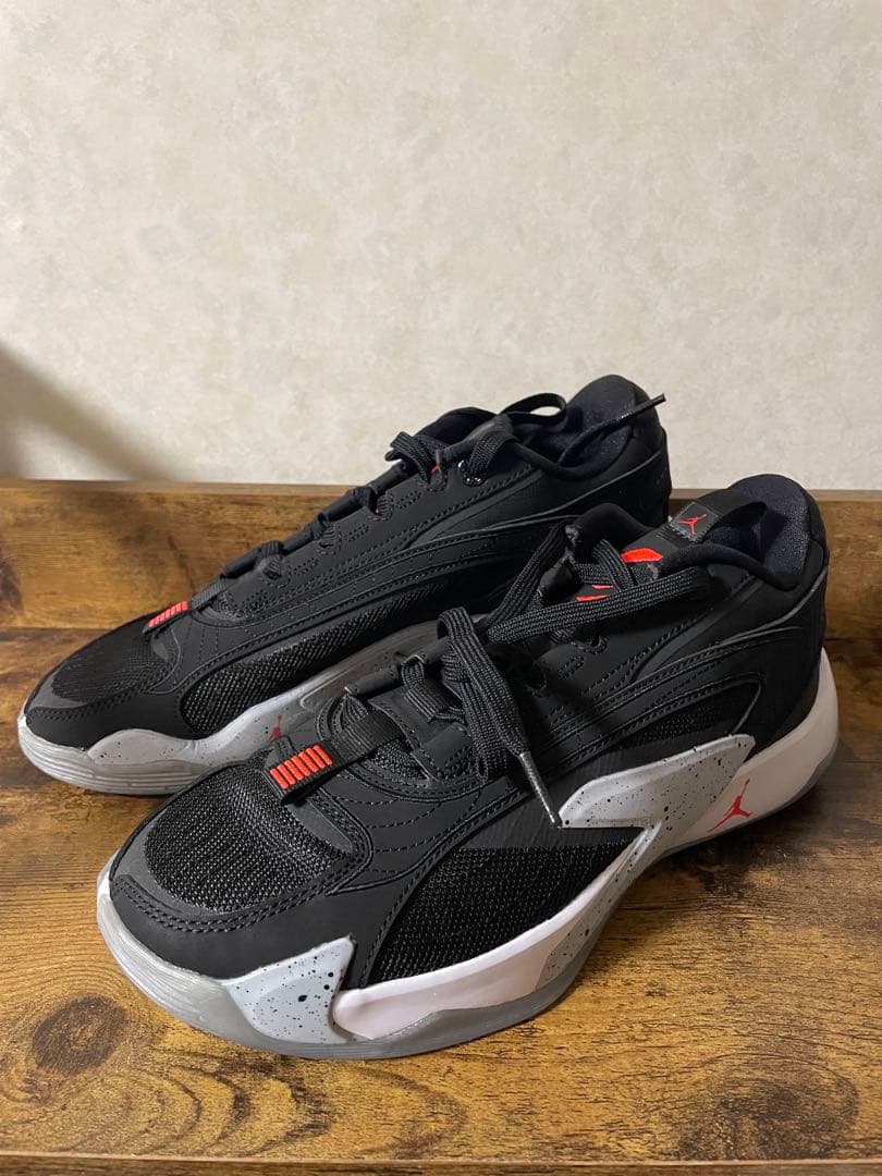 【新品・未使用】NIKE JORDAN LUKA2 Bred バッシュ 黒