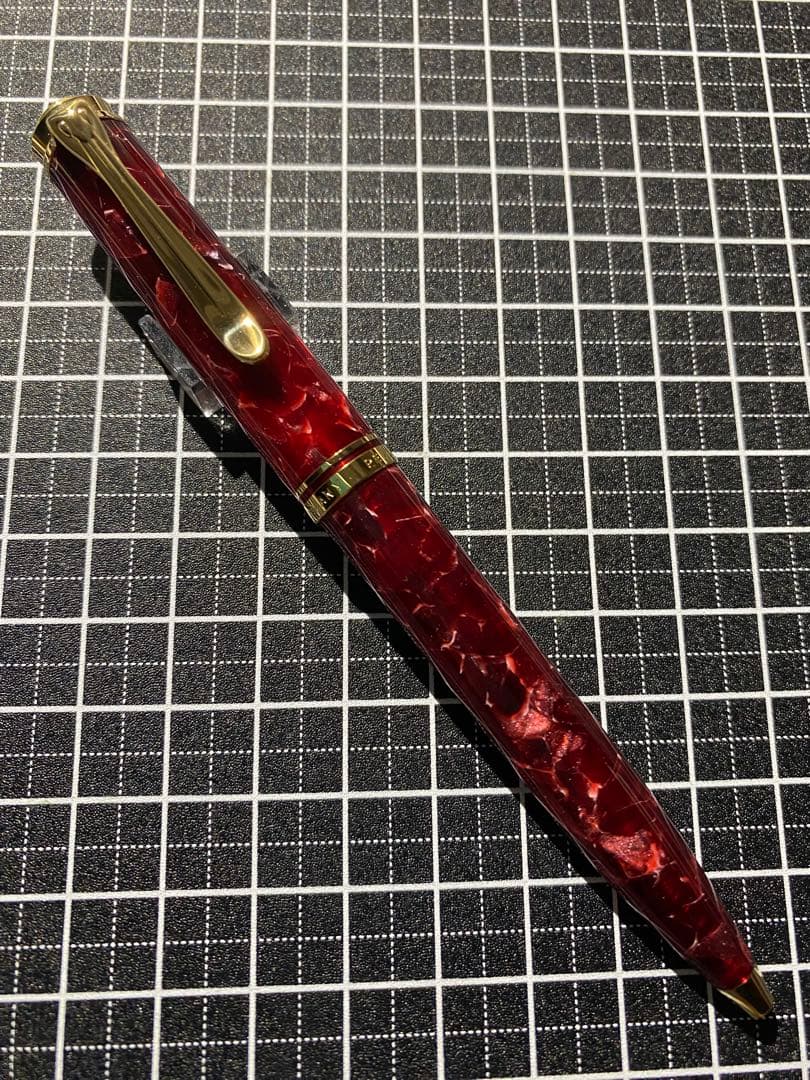 Pelikan Souveran K600 Ruby-Red ボールペン