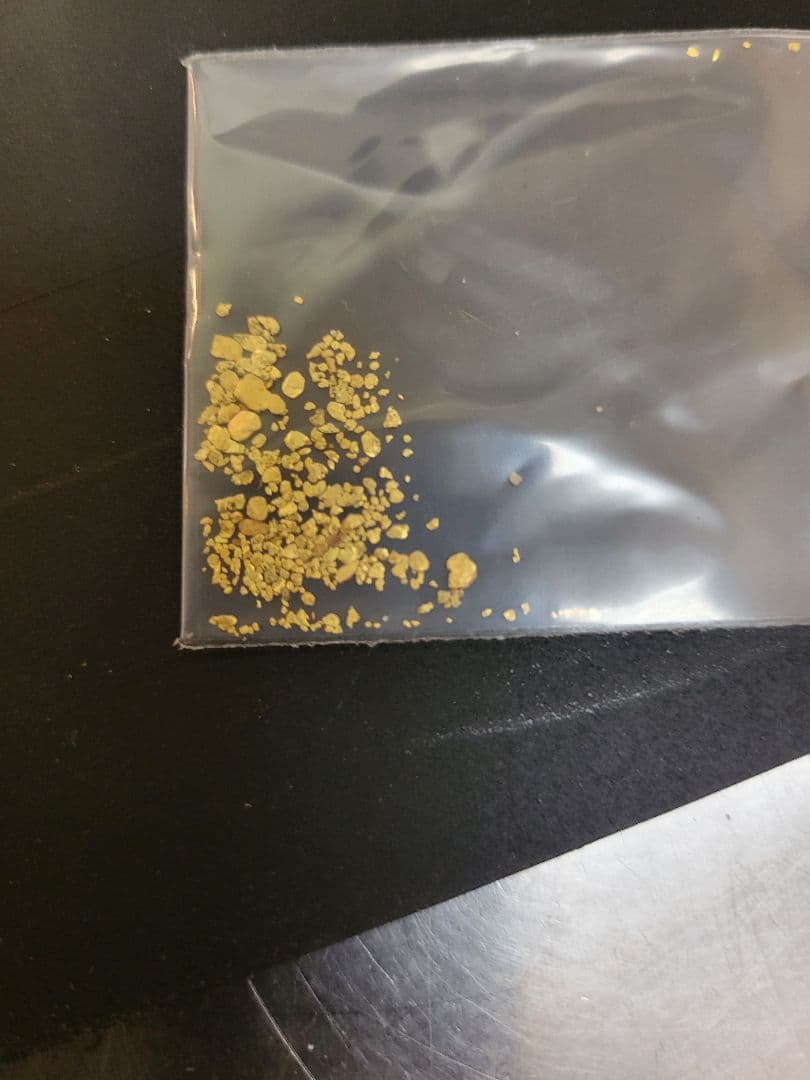 砂金　自然金　0.6g
