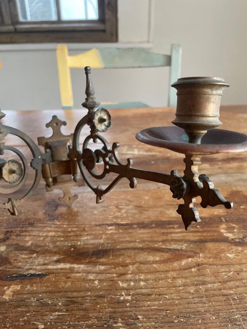 100年以上前 美しい装飾の燭台
