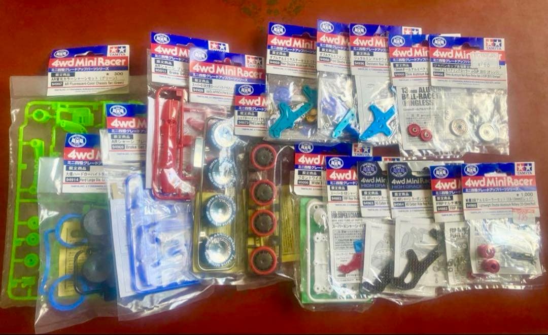 ミニ四駆　パーツセット　未開封品＆使用品色々です。