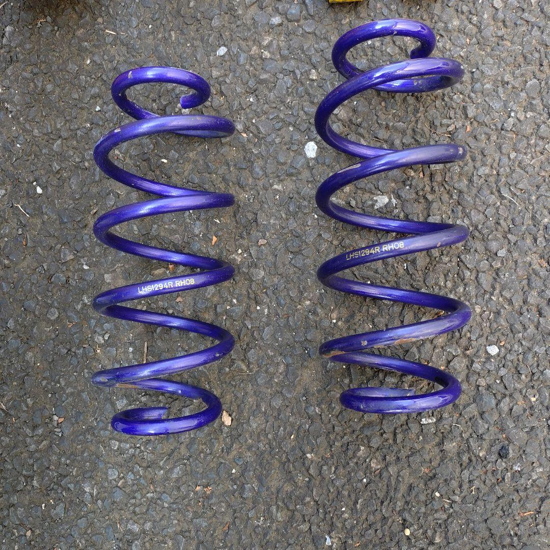 RG1 ステップワゴン用 カヤバ ローファースポーツ