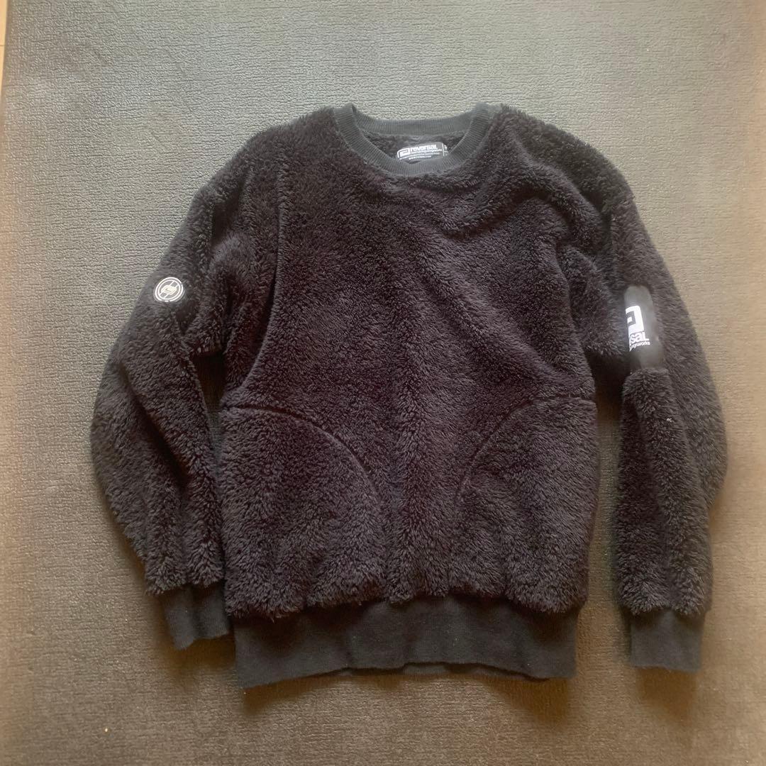 reversal もこもこトレーナー