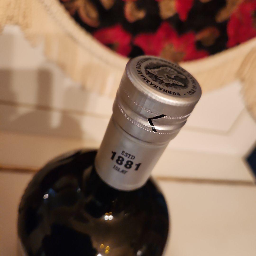 [限定商品] 免税店 BunnahabhainEirich Na Greine