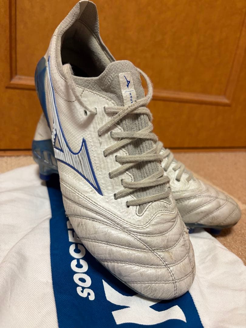 モレリアネオ3ベータ　白青　25cm