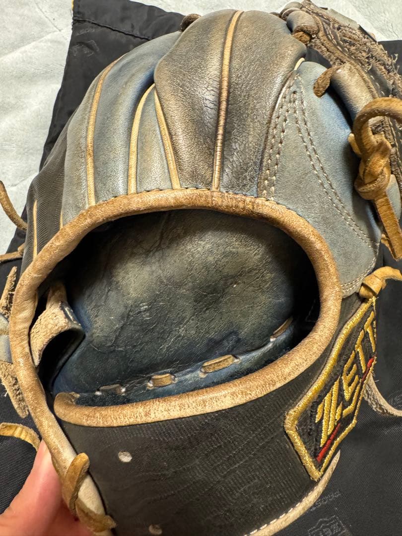 ZETT プロステイタス 軟式グローブ ブラック/ブルー