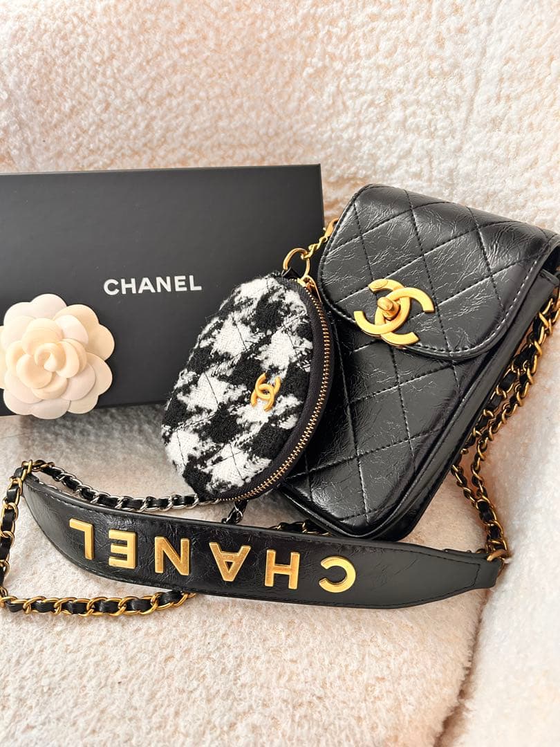 CHANEL ノベルティ　携帯ポシェット　千鳥格子