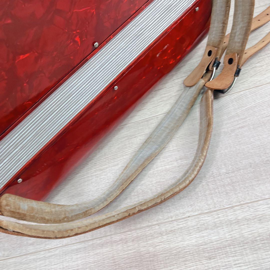 ★美品★YAMAHA ヤマハ アコーディオン 32鍵盤 8905 ケース付　鍵