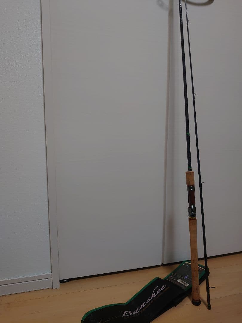 美品 ファインテール 882H オールチタン KR トルザイトガイド 本流