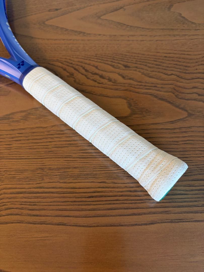 YONEX EZONE 100 TOUR テニスラケット グリップG2