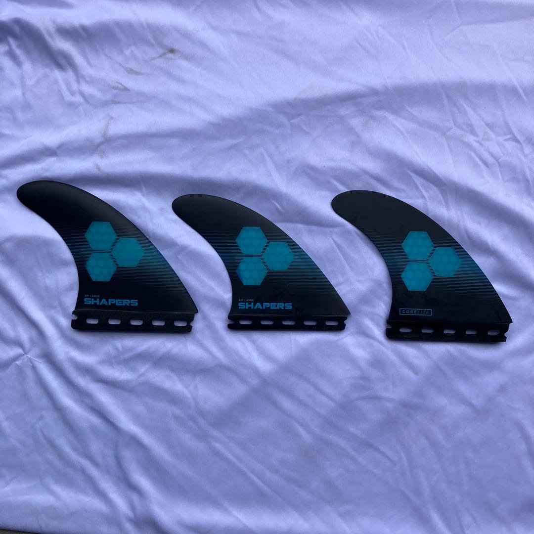 SHAPERS AM LARGE サーフボードフィン 3枚セット