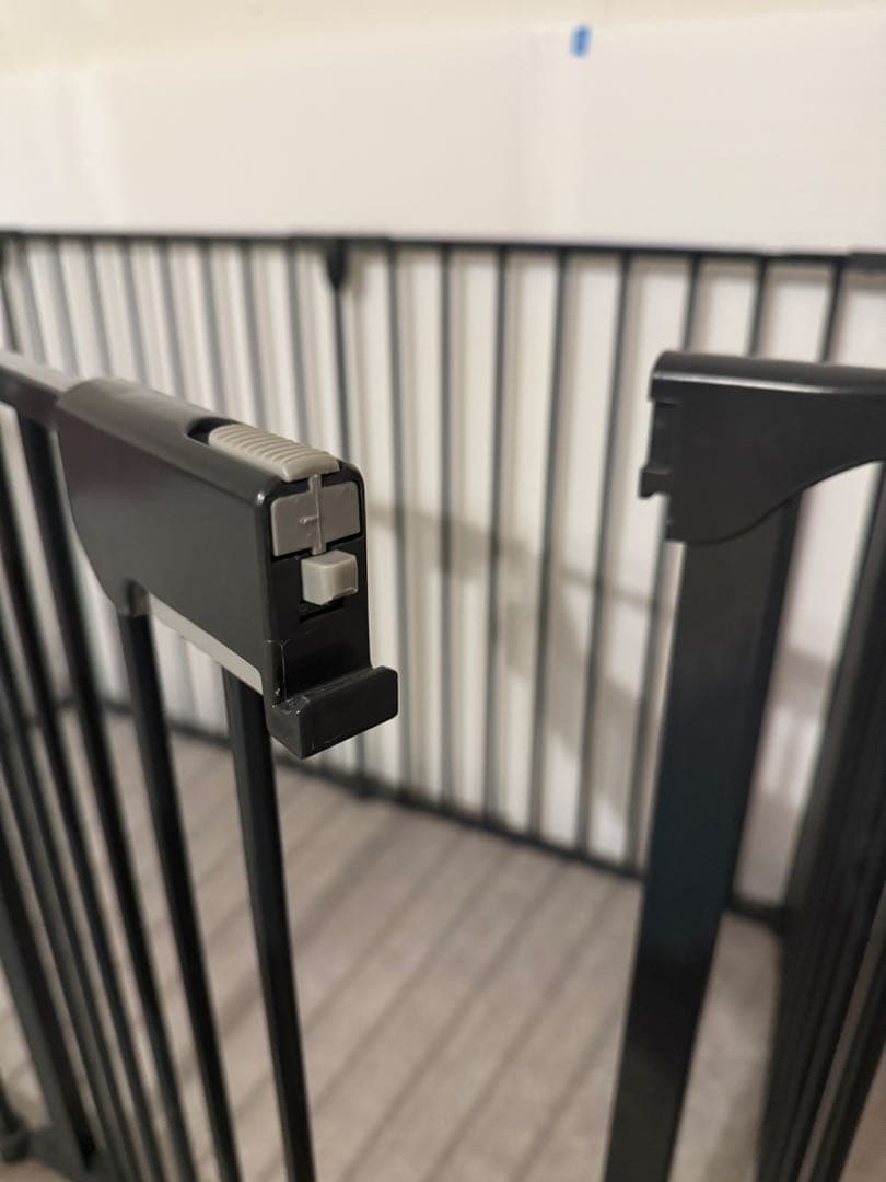 ブラック ペットサークル 安全ロック付き