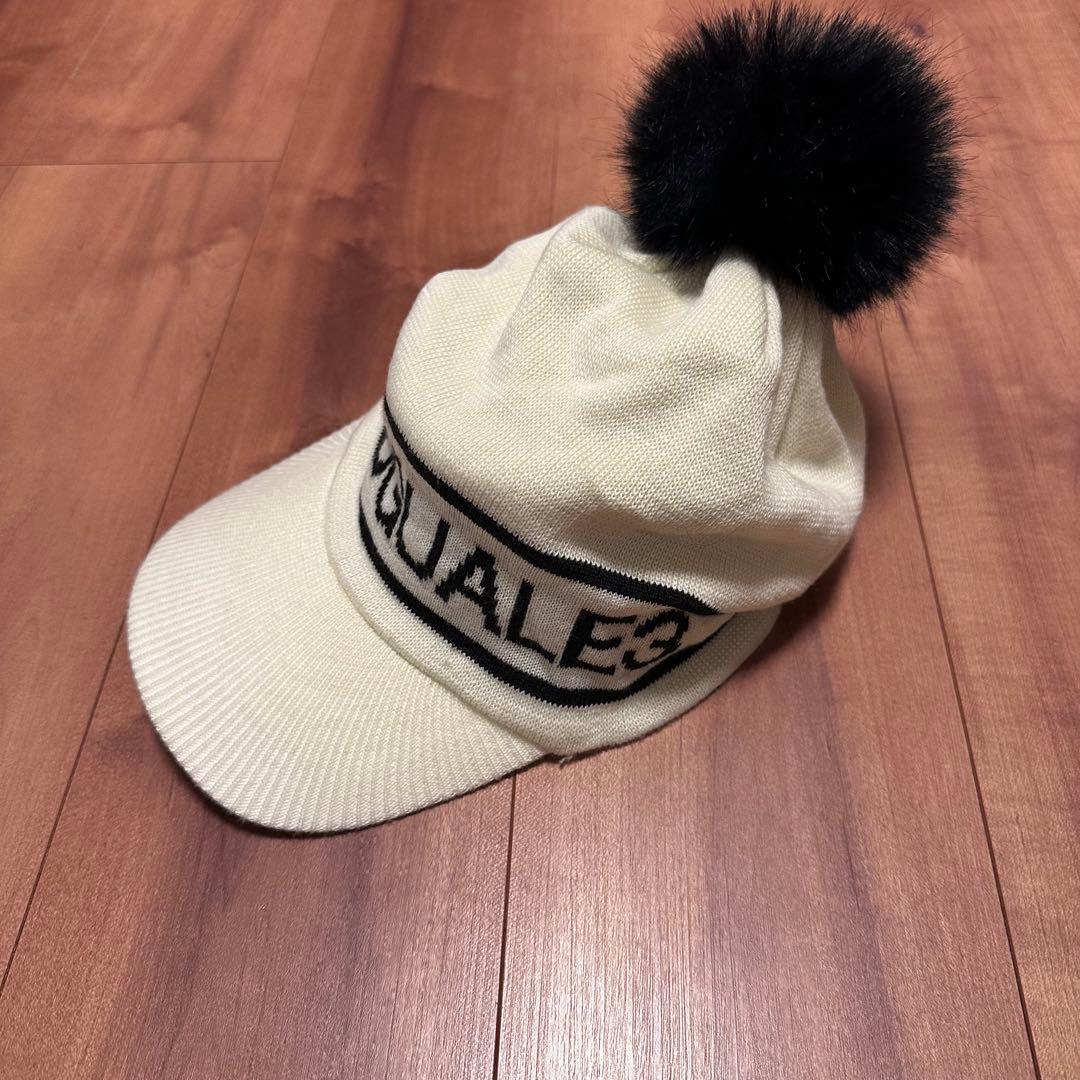 ポンポン付き　取り外し可　ニット帽　ツバ付き　秋冬　ゴルフウェア　ウィメンズ