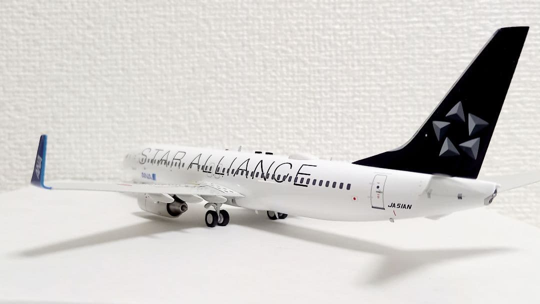 JFOX 1/200 ANA B737-800 JA51AN 完成品